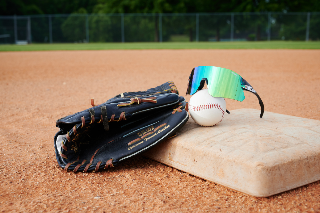 mirrored baseball sunglasses