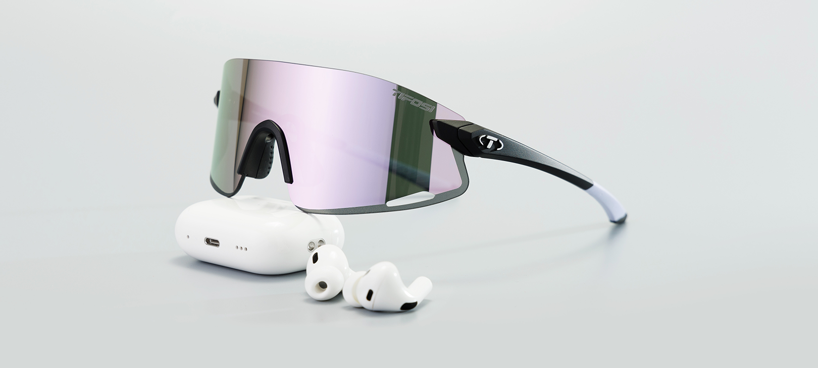 Vogel XC - Matte Black w Air Pods