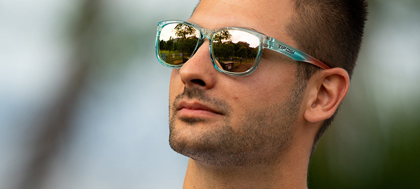 Male with Swank XL Avant Teal sunglass