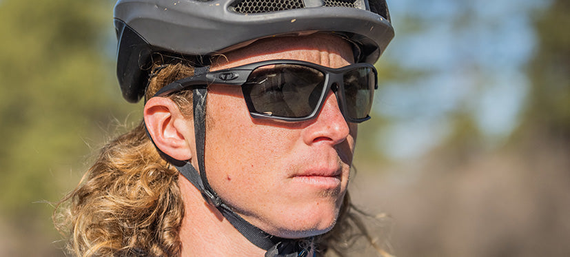 male cyclist kilo blackout cycling sunglass