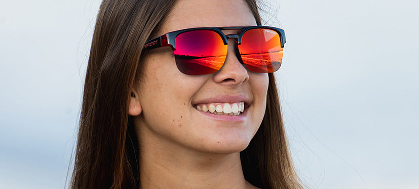 female runner salvo crimson onyx sunglass