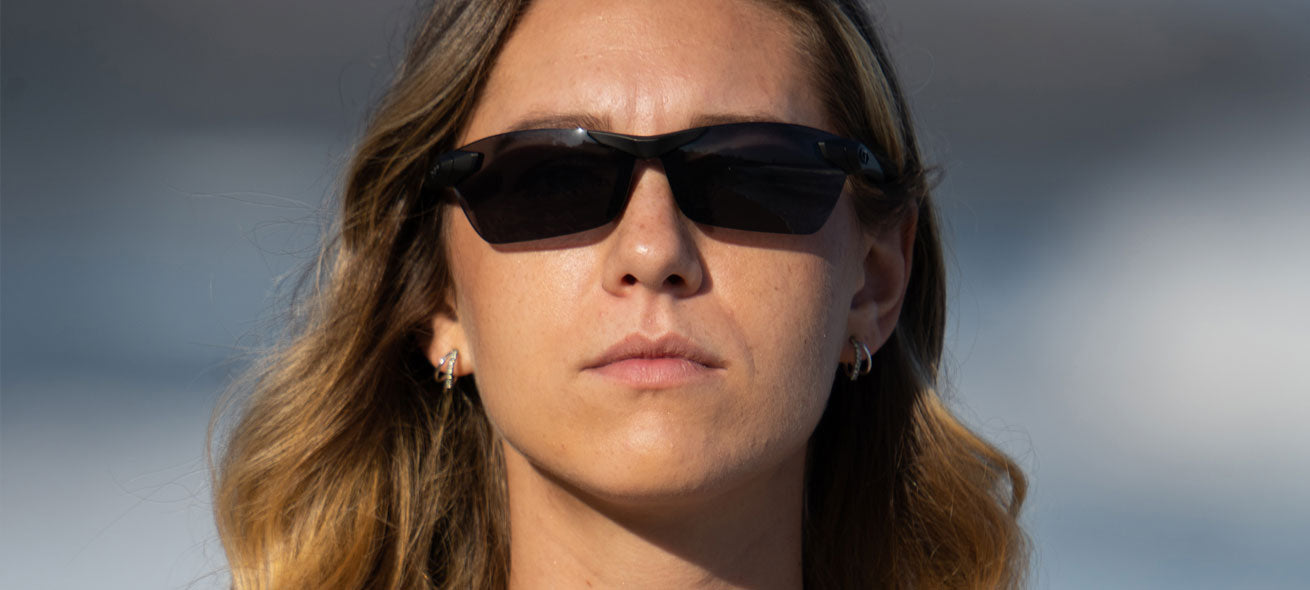 female runner seek 2.0 blackout sunglass