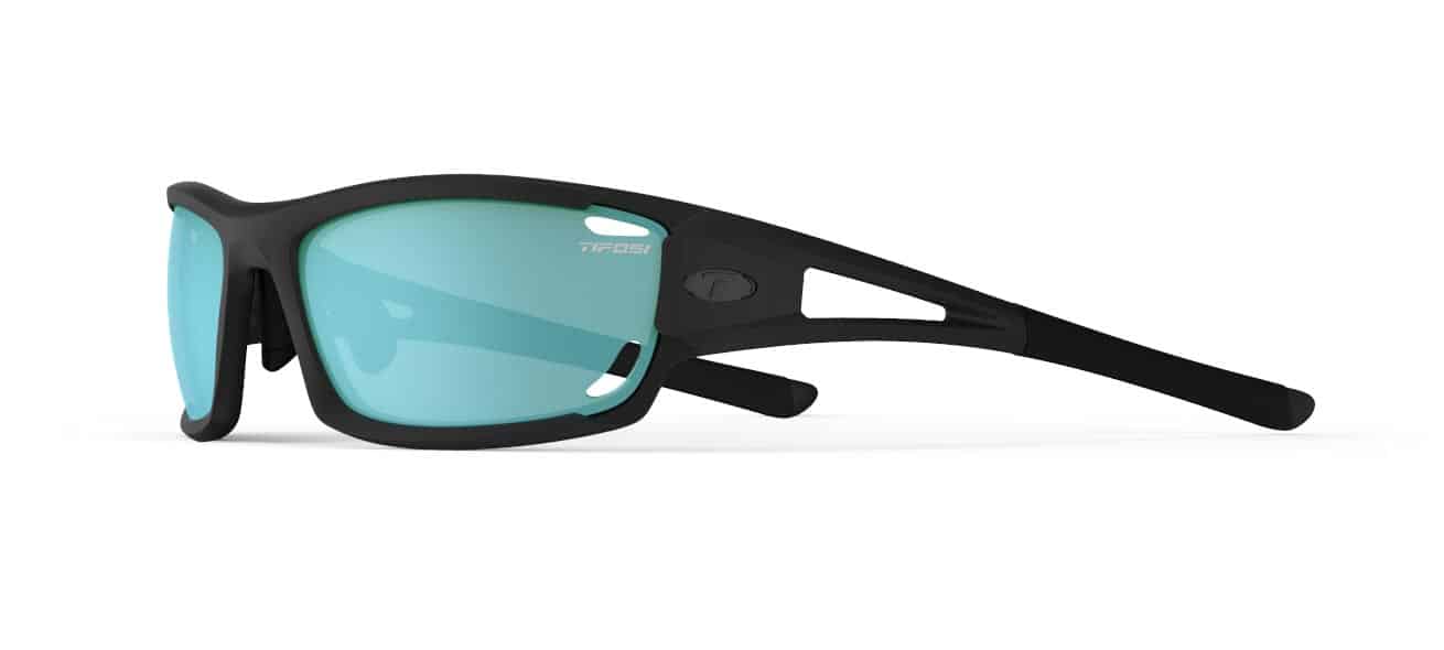 Dolomite 2.0 Matte Black polarized sunglass sit