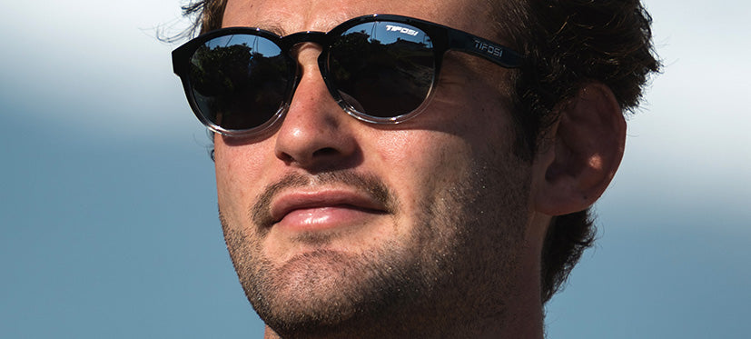 Male wearing Svago onyx fade lifestyle sport sunglasses